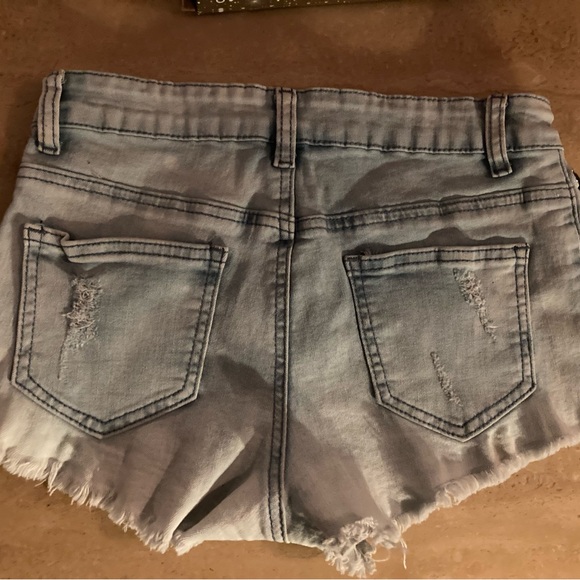 Jean Booty shorts - Picture 3 of 4